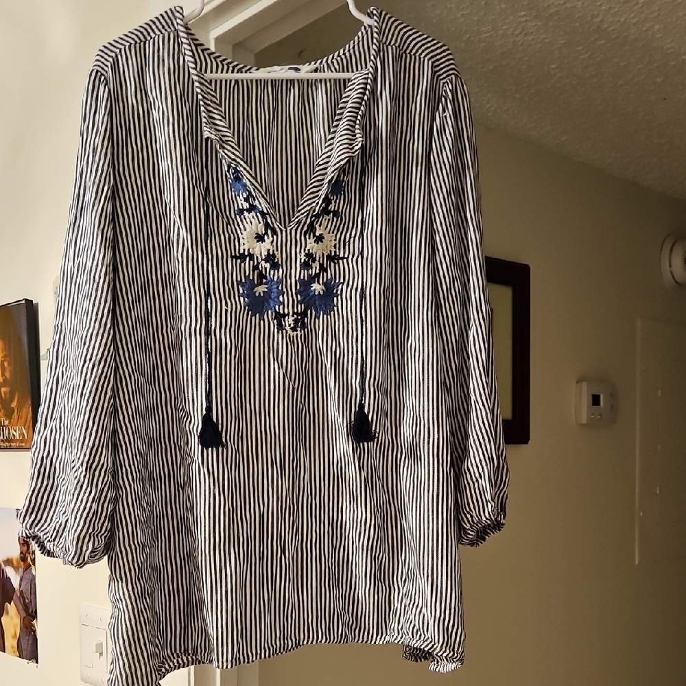 Old Navy Black and White Striped Blouse with Blue Embroidery
